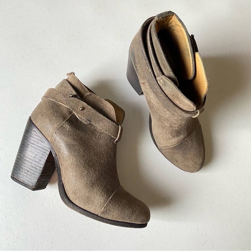 Rag & Bone Size 37 Grey Suede Leather Almond Toe Slip-on Stacked Heel Ankle Boot
